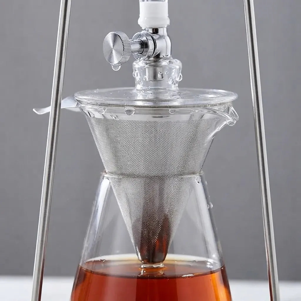 Format court comparé à La Patience, taille réduite pour une tasse