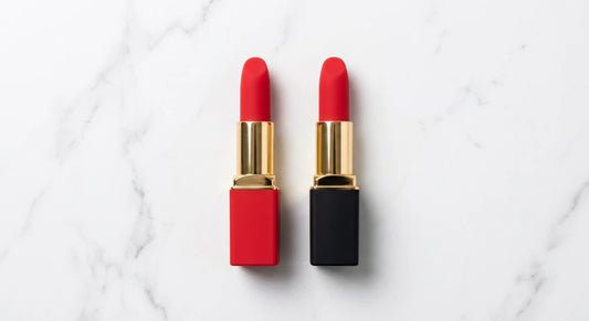 Vibromasseur discret Luxxox forme rouge à lèvres, coloris rouge et noir